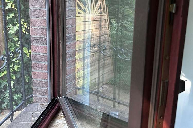Holzfenster